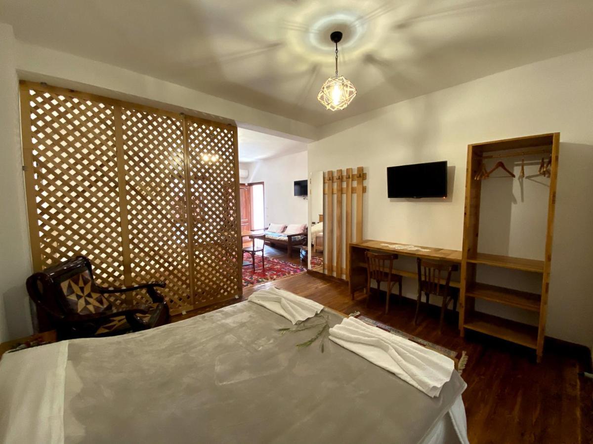 Nena Dashuri Agroturizem Peshkopi Exterior photo